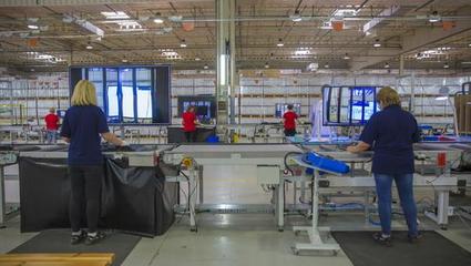 李东生透露TCL国际化线路图:未来更看利润 欧洲是重点-电子资讯-捷配电子市场网