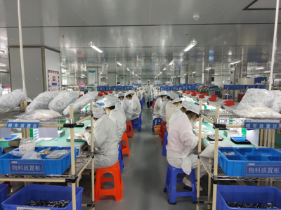 深圳电子烟工厂的十字路口 从安逸十年到与资本赌博